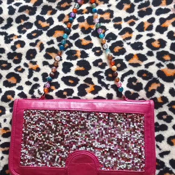 blumera Handbags - Blumera elizabeth patterson classic clutch